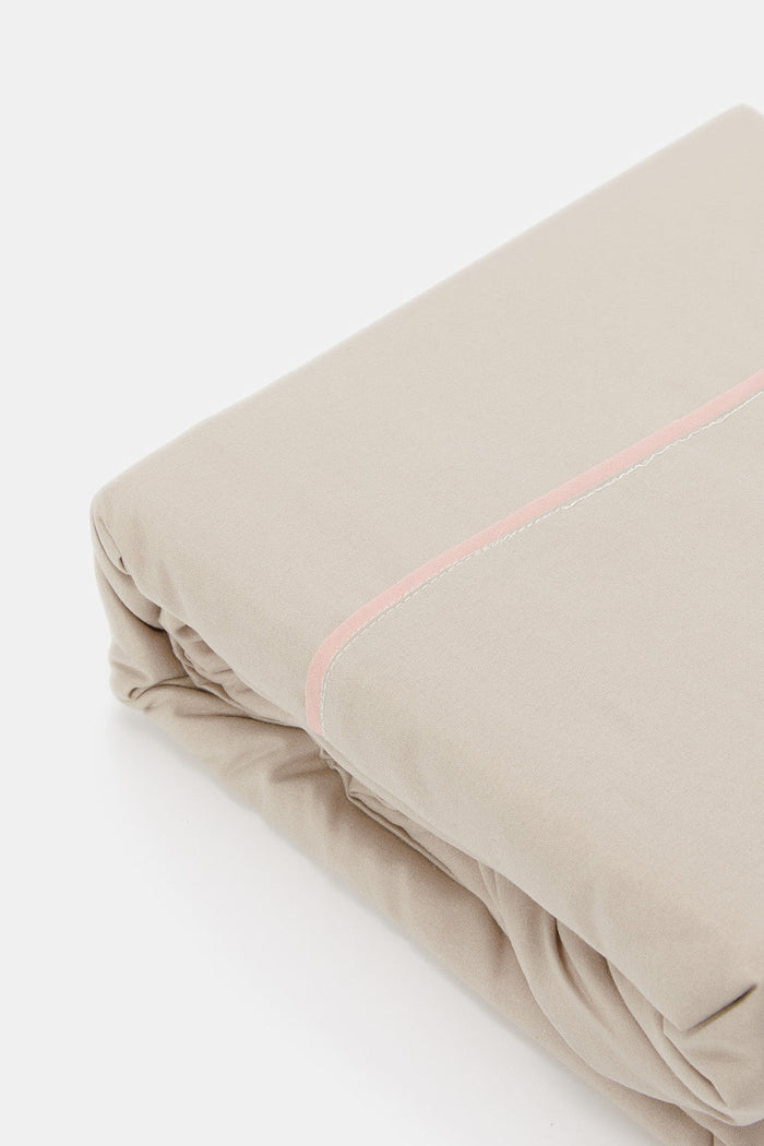 Redtag-Pink/Grey-Reversible-2-Piece-Duvet-Cover-Set-(Double-Size)-Category:Duvet-Covers,-Colour:Pink,-Deals:New-In,-Filter:Home-Bedroom,-H1:HMW,-H2:BED,-H3:BLN,-H4:DVC,-HMW-BED-Duvet-Covers,-HMWBEDBLNDVC,-New-In-HMW-BED,-Non-Sale,-ProductType:Duvet-Covers-Double-Size,-S23C,-Season:S23C,-Section:Homewares-Home-Bedroom-